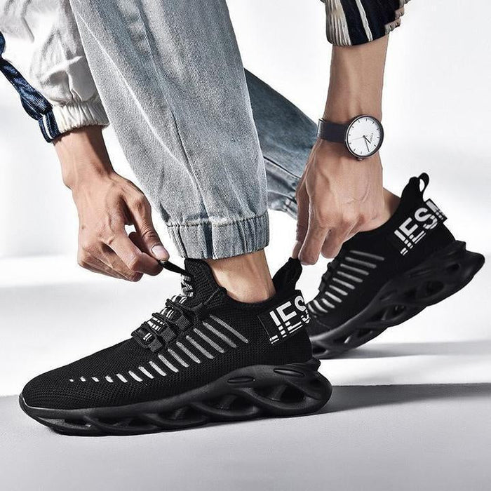 Men's Black Foot Pace Sneaker