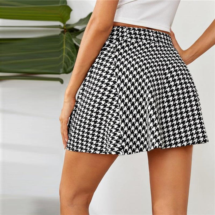 Madisyn Houndstooth Mini Skirt